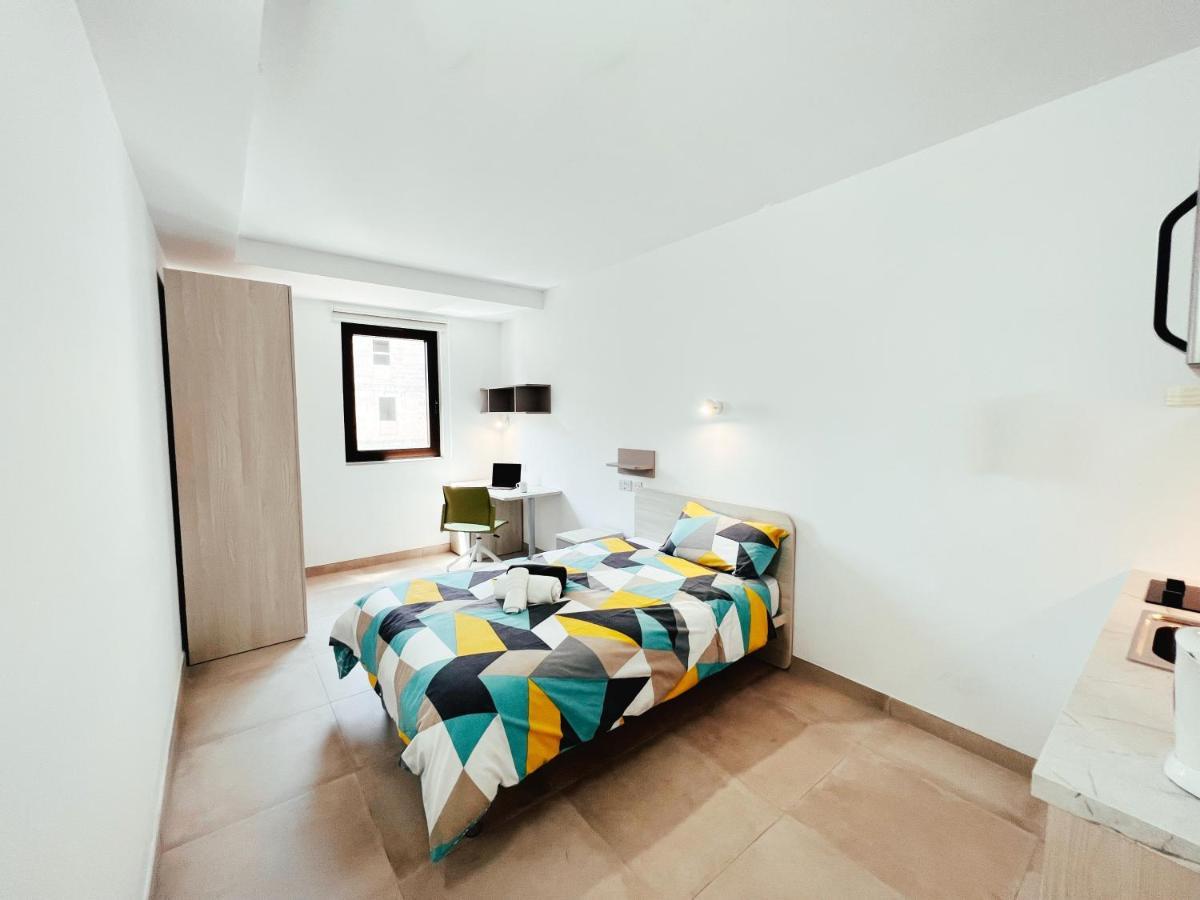 Campus Hub Pansiyon Msida Dış mekan fotoğraf